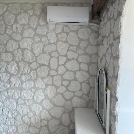 Hamre Apartament Agios Georgios Pagon