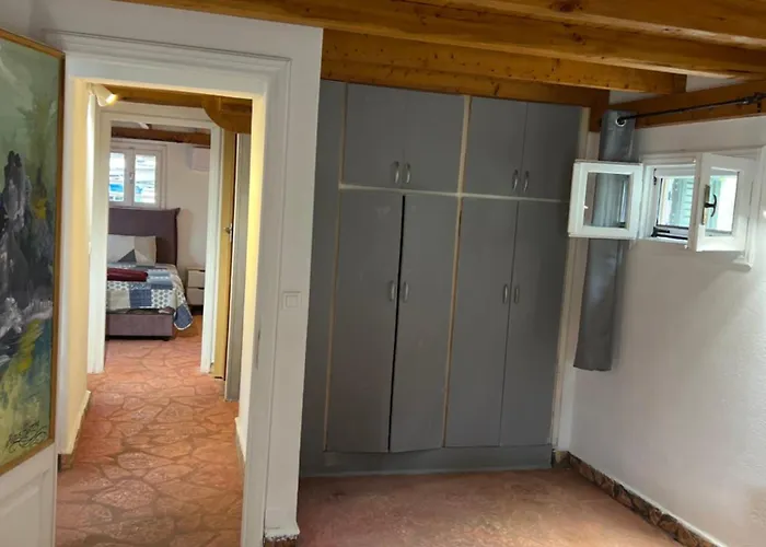 Apartment Hamre Agios Georgios Pagon